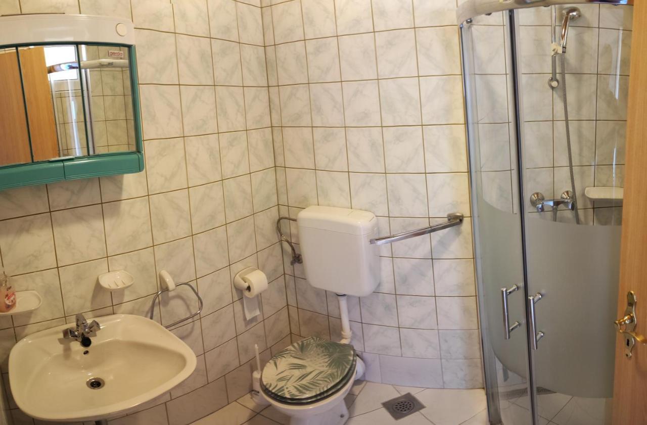 Apartmani Sabira ノヴィ・ヴィノドロスキー エクステリア 写真